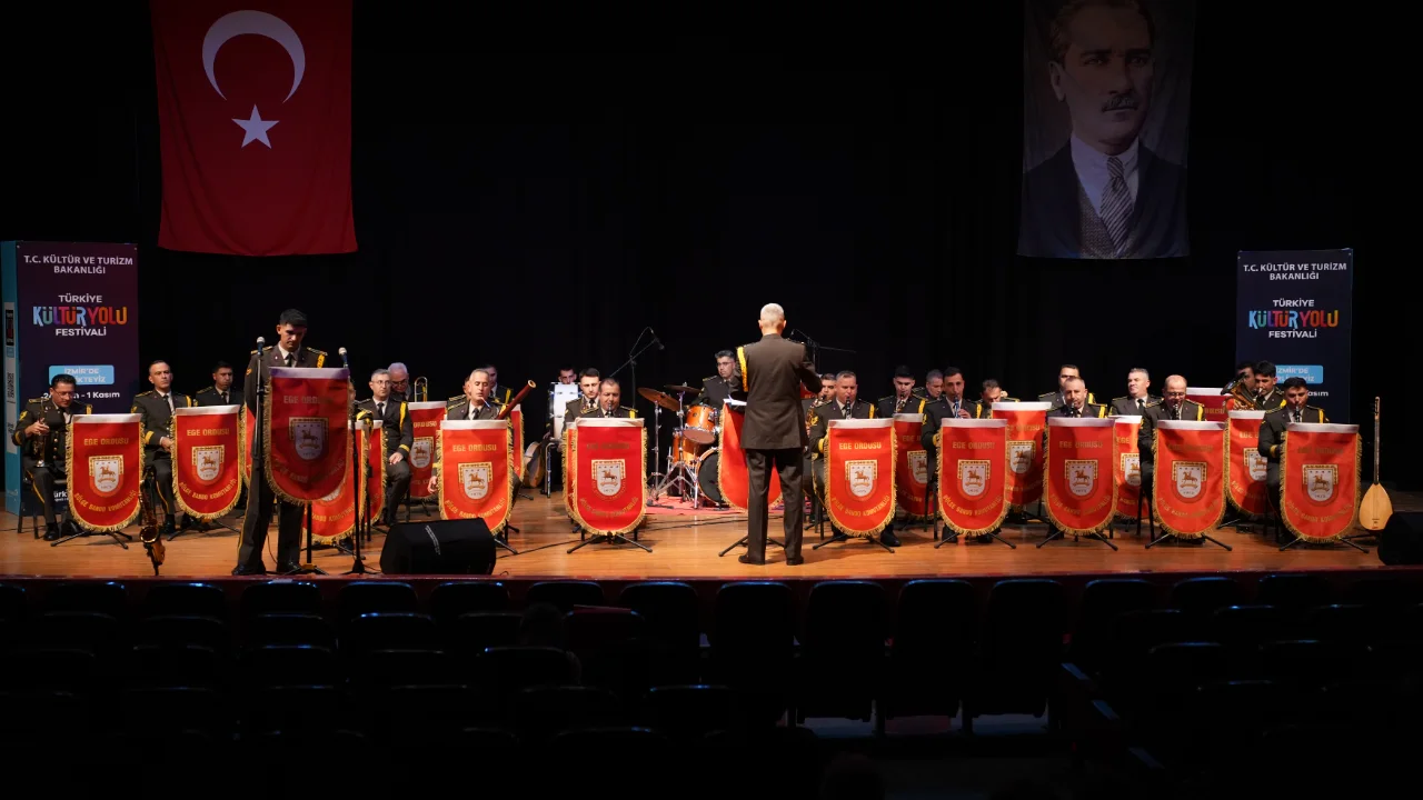 Izmir Kultur Yolu Festivali Birbirinden Ozel Etkinliklere Ev Sahipligi Yapmayi Surduruyor Yenibakishaber