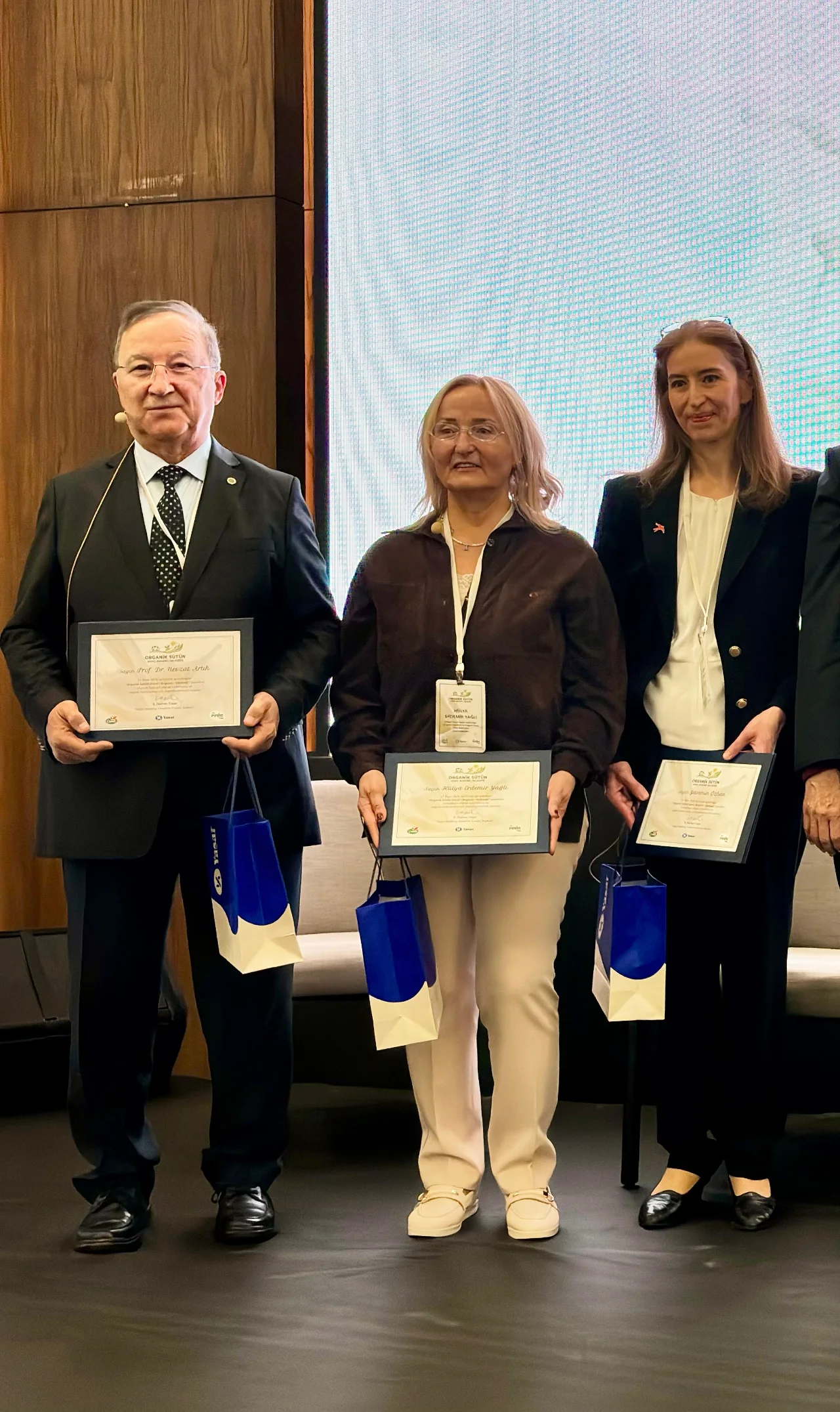 Izmir Organik Tarim Sertifikasi Veren Kurulus Siralamasinda Ilk Sirada Yenibakishaber