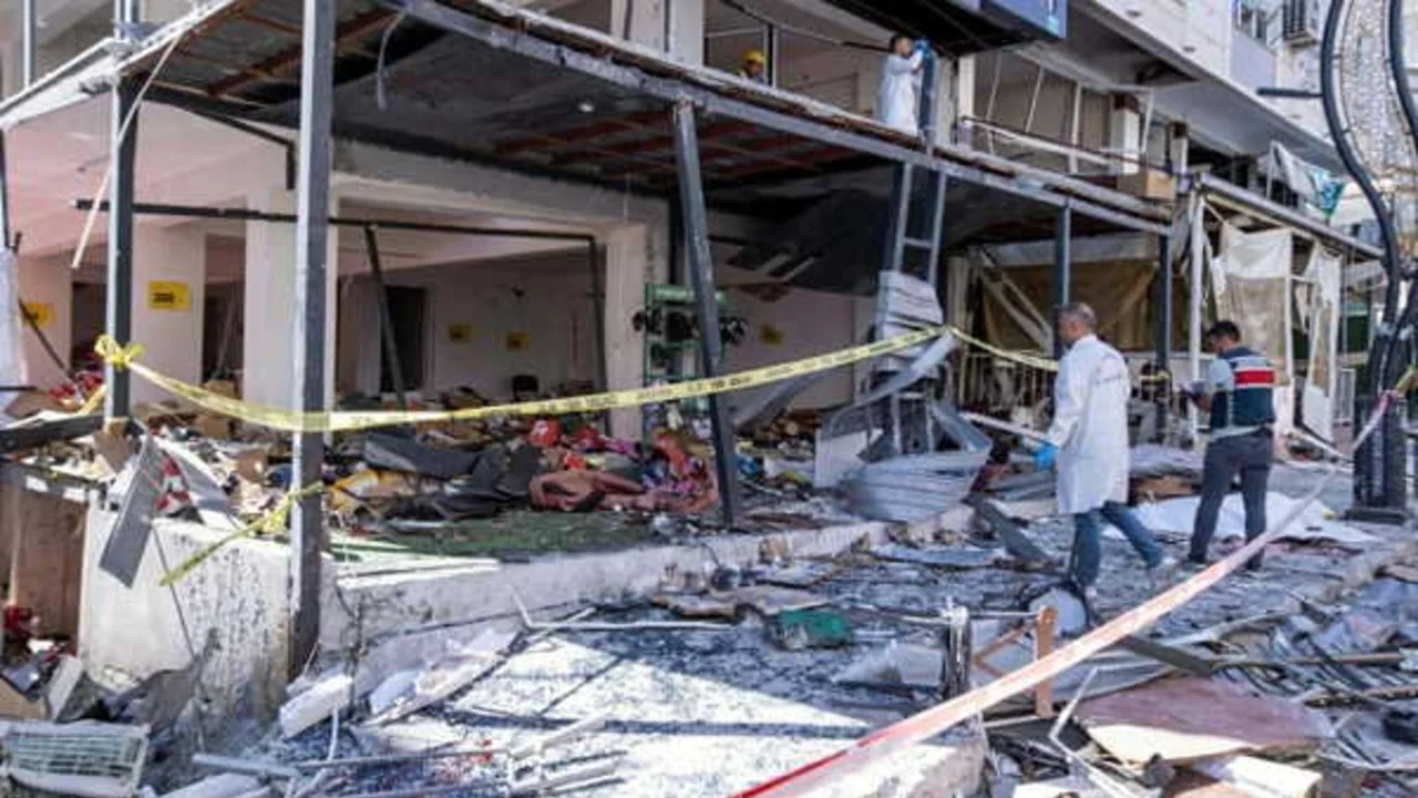 Izmirde 5 Can Alan Patlamada Yeni Karar Dava Yeniden Gorulecek (1)