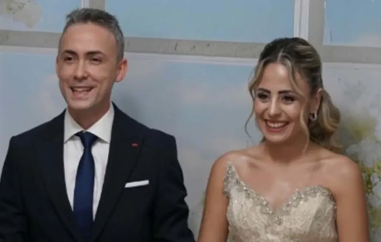 Izmirde Oldurulen Avukat Ozge Penbegul Cubbesiyle Defnedildi (2)