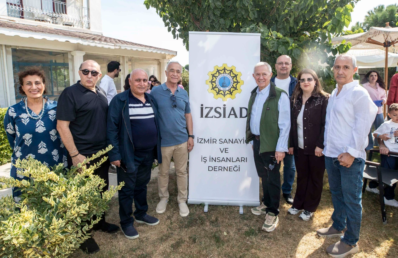 Izsiad In Tavla Turnuvasindan Ecev E Anlamli Bagis Yenibakishaber (2)
