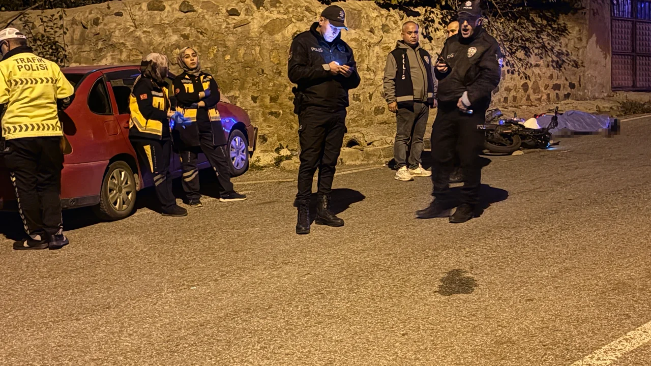 Motosiklet Ile Otomobil Carpisti1 Yenibakishaber