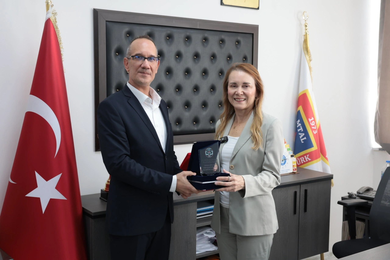 Mutlu Dan Okul Ziyareti Uzerimize Duseni Yapmaya Devam Edecegiz Yenibakishaber (1)