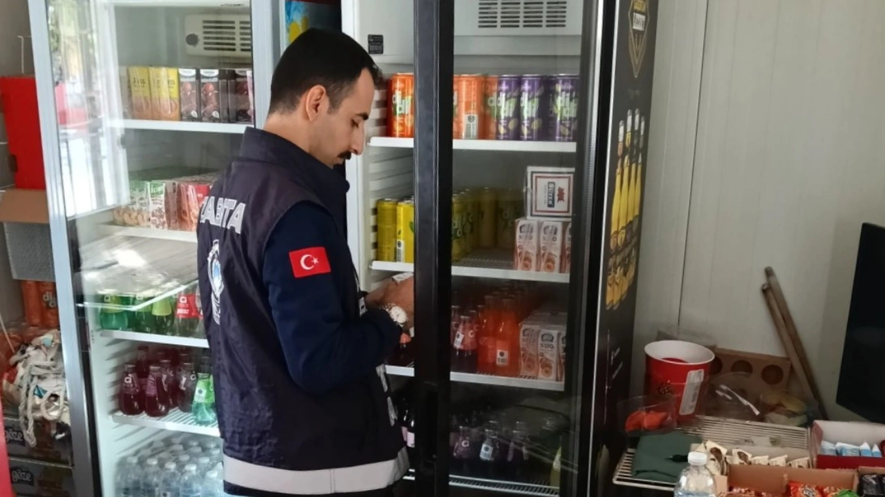 Ogrencilerin Sagligi Icin Kemalpasa Da Kantin Denetimi Yenibakishaber (1)