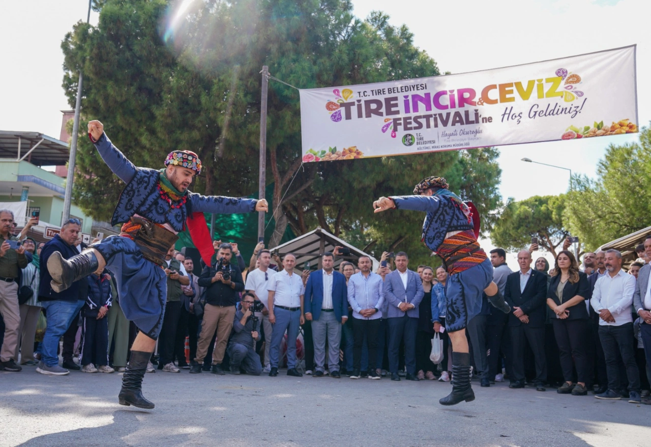Tire Nin Incir Ve Cevizi Gorucuye Cikti Yenibakishaber