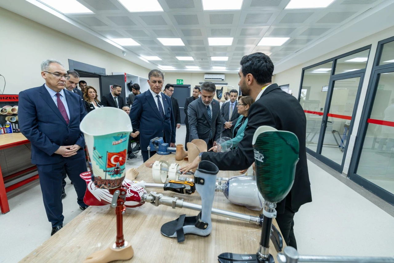 Tugay Gaziantep Te Sosyal Hizmet Merkezlerini Inceledi Yenibakishaber (1)
