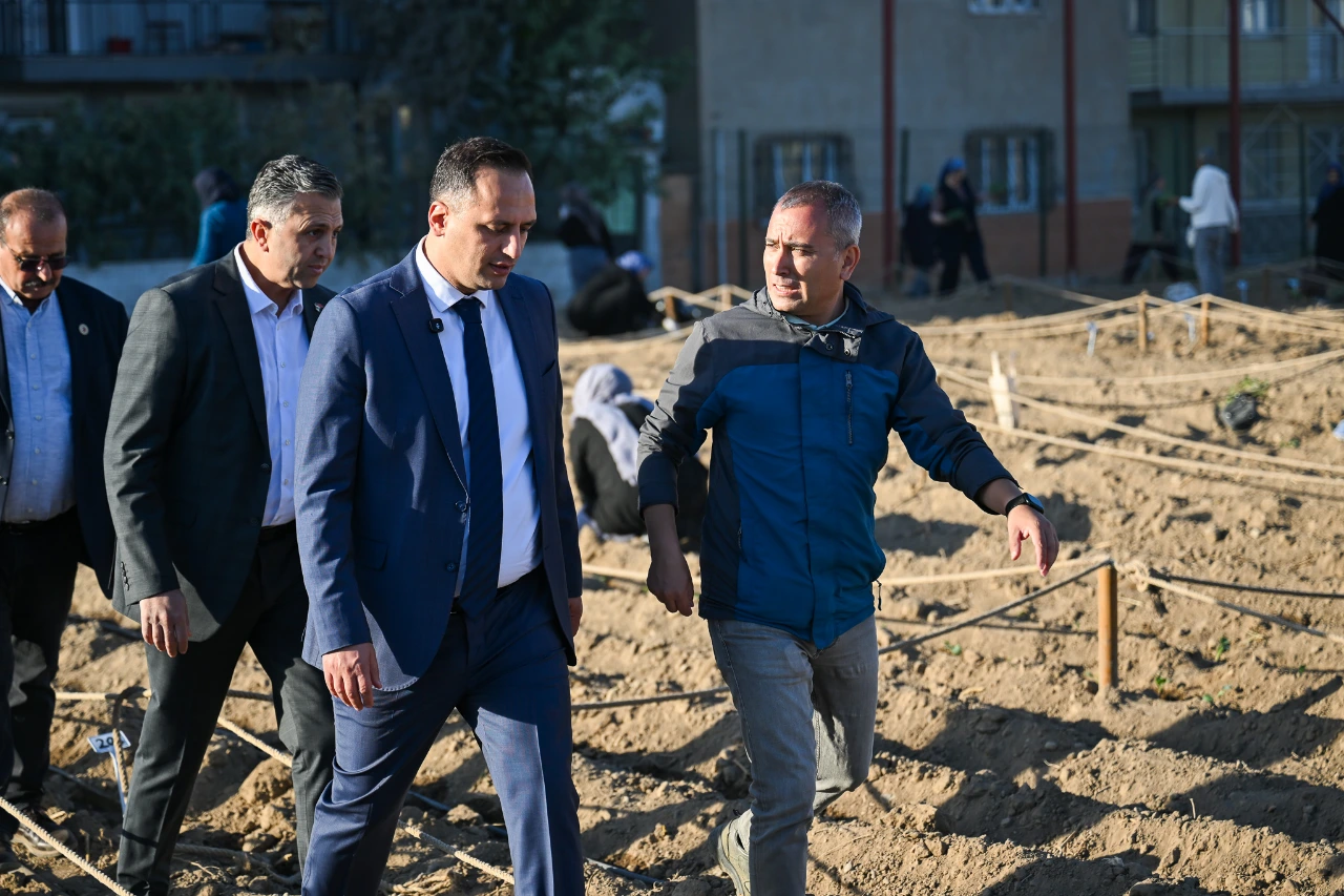 Turkiye Nin Ilk Karbon Sifir Kent Bostani Uretime Basladi Yenibakishaber (1)