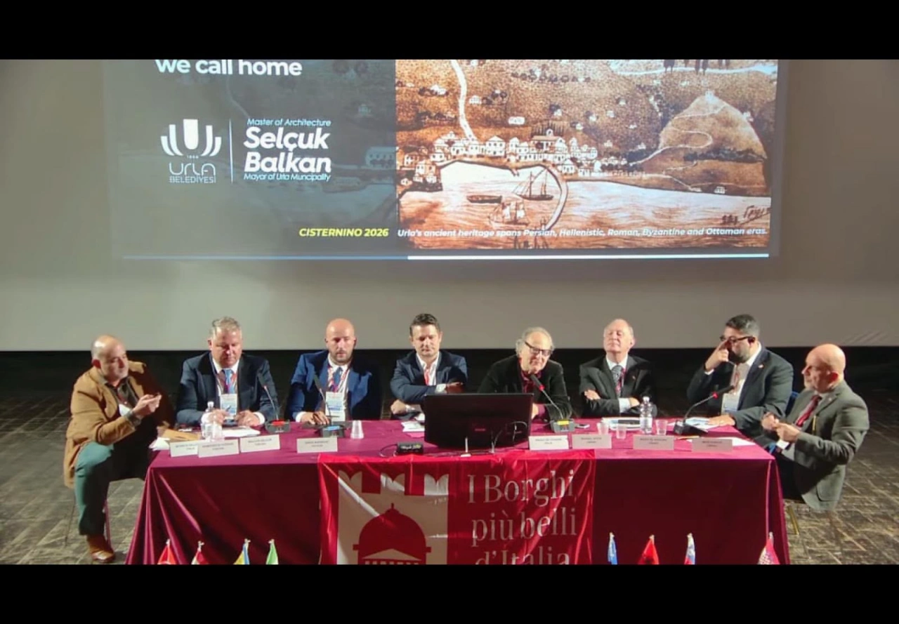 Urla Nin Yerel Kalkinma Modeli Italya Da Tanitildi Yenibakishaber