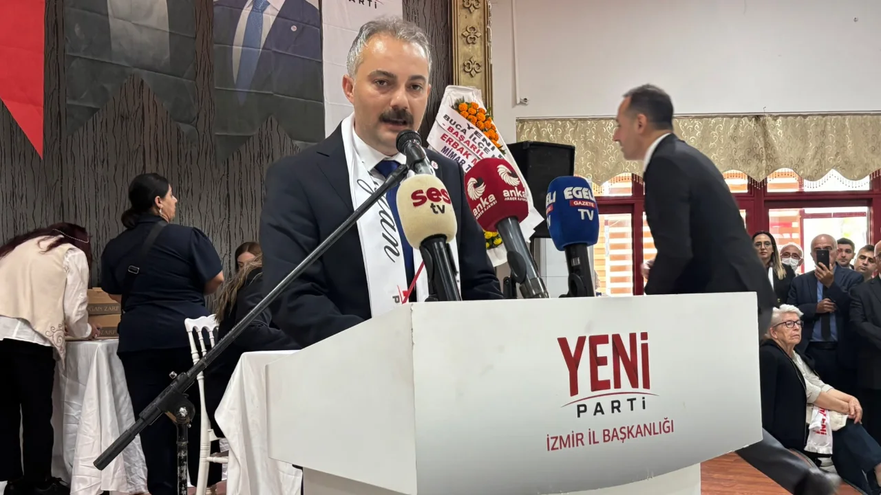 Yeni Parti Bucada Sandik Basinda Baskanini Uyeler Seciyor (5)